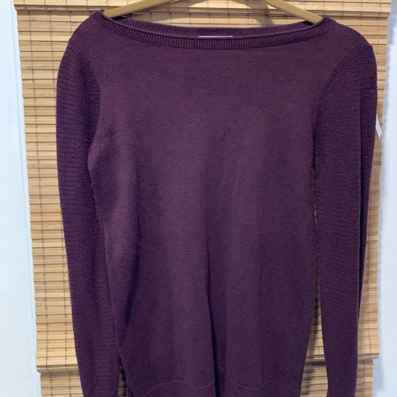 LOFT  Plum Long-Sleeve Knit Sweater with Boat Neckline - Lightweight - Xsm - Picture 3 of 9